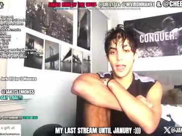 webcam man jakeclemons live cam image #7860570