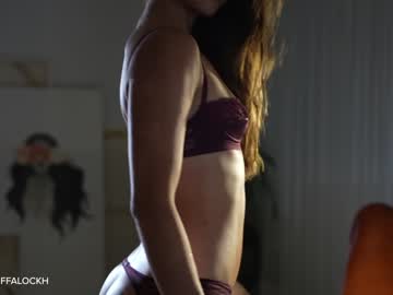 webcam girl tifalock_ live cam image #7987684