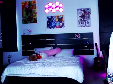 webcam girl madnessalise live cam image #6705137