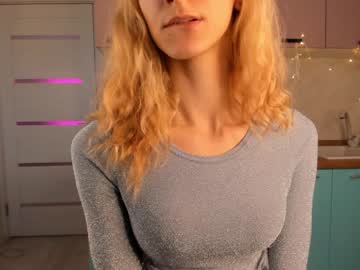 webcam girl milanative live cam image #4803488