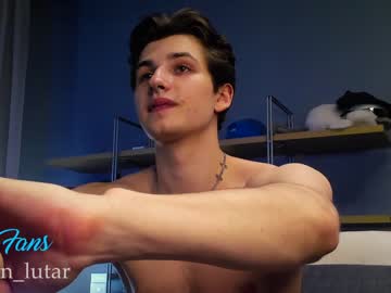 webcam man martinlutar420 live cam image #2030636