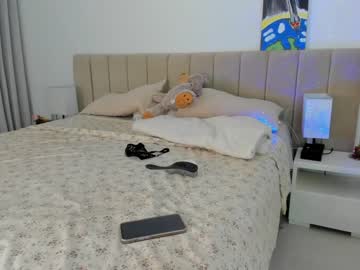 webcam girl amelie_bunny_real live cam image #2791178