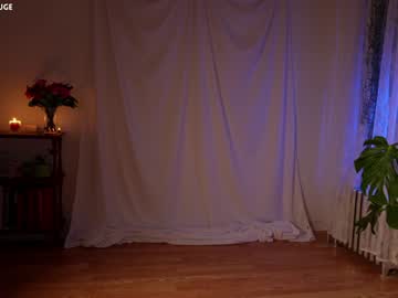 webcam girl alisonrouge live cam image #8487112