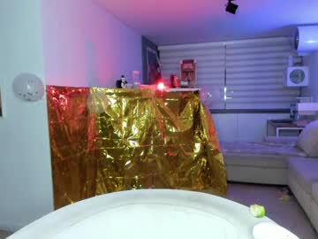 webcam girl lonelly_lolly98 live cam image #11482404