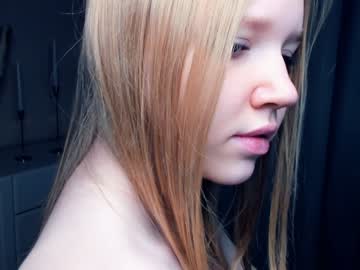 webcam girl hug_honestly live cam image #7781483