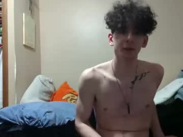 webcam man dyl1211 live cam image #5030062