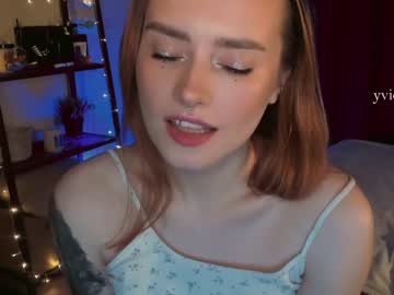 webcam girl _yvie_ live cam image #1674913