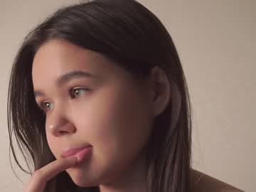 webcam girl helenmoors live cam image #5331371