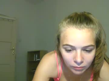 webcam girl inocent_student17 live cam image #6723751