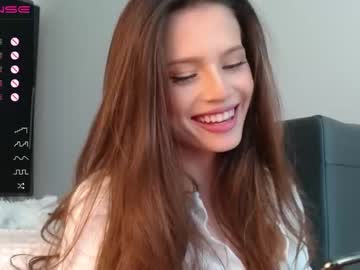 webcam girl isia_slay live cam image #3006583