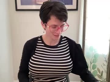 webcam girl naomi_reah live cam image #12521145