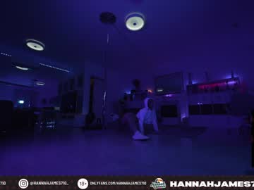 webcam girl hannahjames710 live cam image #4072733
