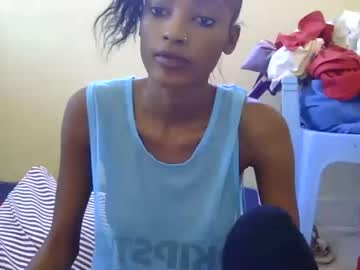 webcam girl maryke_123 live cam image #2220087