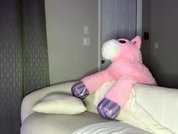webcam girl dreamy_gabriella01 live cam image #10983671