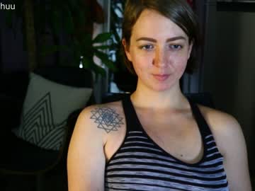 webcam girl maeveminx live cam image #2426288