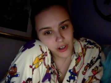 webcam girl brattyslutof live cam image #75841