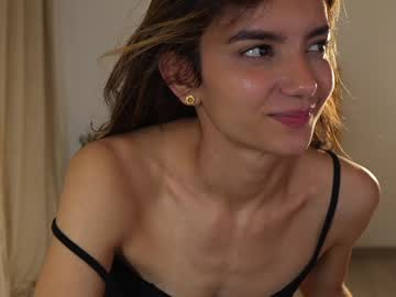 webcam girl urcutelinda live cam image #11223085