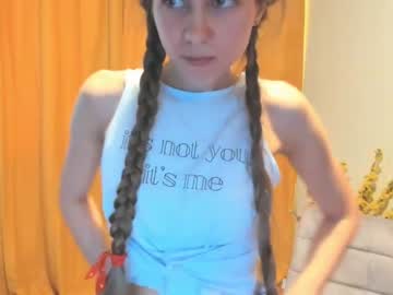 webcam girl rubrain live cam image #5573768