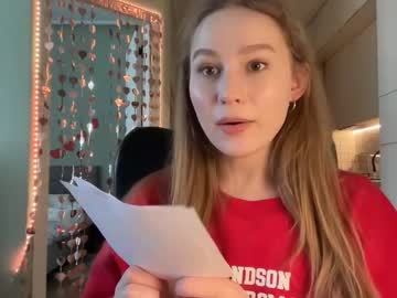 webcam girl whoisalisa live cam image #13041711