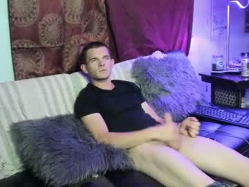 webcam man hollandhousestudios live cam image #1403409