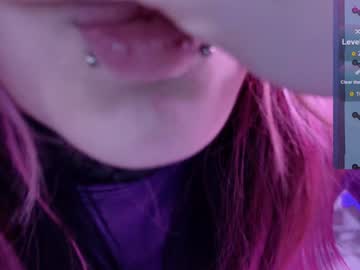 webcam girl lollyshy__ live cam image #11363772