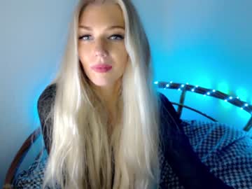webcam girl pervyblonde live cam image #2603203