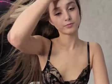 webcam girl unearthly_julia live cam image #13026148