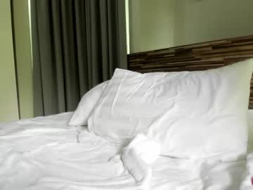 webcam girl asiangirlandwhiteguy live cam image #905714