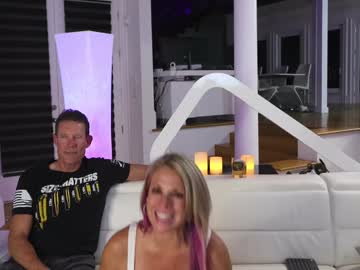 webcam girl wildwifebarbie live cam image #12594813