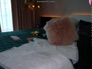 webcam girl chloe_ri live cam image #12875149