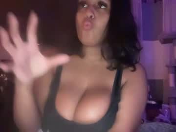 webcam girl blackgurlkitty live cam image #4093185