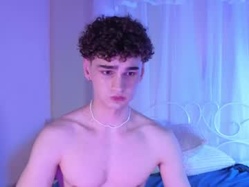 webcam man adam_21cm live cam image #10219337