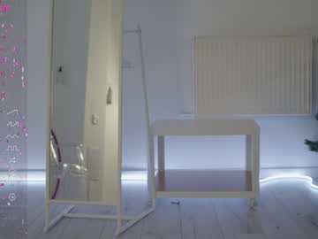 webcam girl floret_joy live cam image #7977108