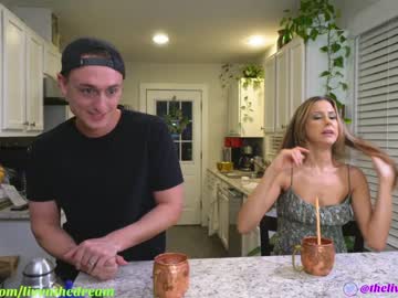 webcam couple livanddrew live cam image #1756157