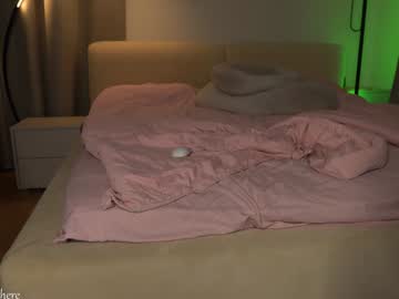 webcam girl kalisa_pearl live cam image #11008155