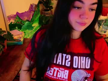 webcam girl annatigarr live cam image #10993970