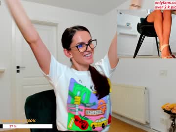 webcam girl wh4thefuck live cam image #2701959