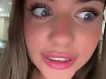 webcam girl cassies1 live cam image #11160464