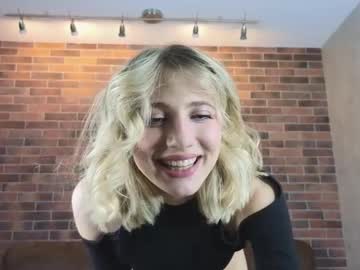 webcam girl pinkadele live cam image #11527499