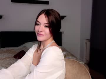 webcam girl predatory_eyes live cam image #8411535