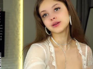 webcam girl a_whole_eternity live cam image #9020018