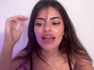 webcam girl poutyselena live cam image #12394083