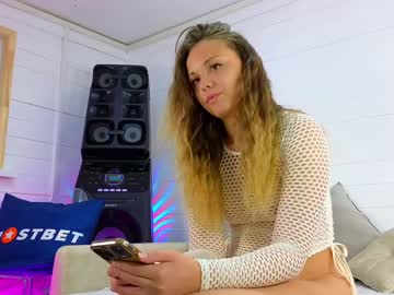 webcam girl misss_viki live cam image #10856891