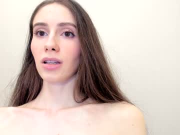 webcam girl snowww_white live cam image #10635922