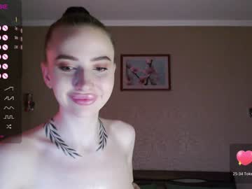 webcam girl fallen_angel_18 live cam image #8555742