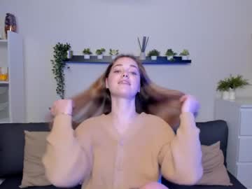 webcam girl caitlin_bell live cam image #200736