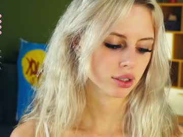 webcam girl audreycarvin live cam image #11673468