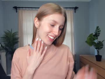 webcam girl evamatthews live cam image #5059364