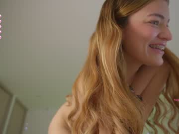 webcam girl mila_1 live cam image #9004542