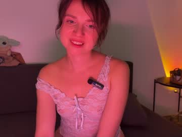 webcam girl stellawells live cam image #12524312